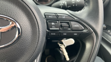 Toyota Yaris 1.5 Hybrid Design 5dr CVT Hybrid Hatchback